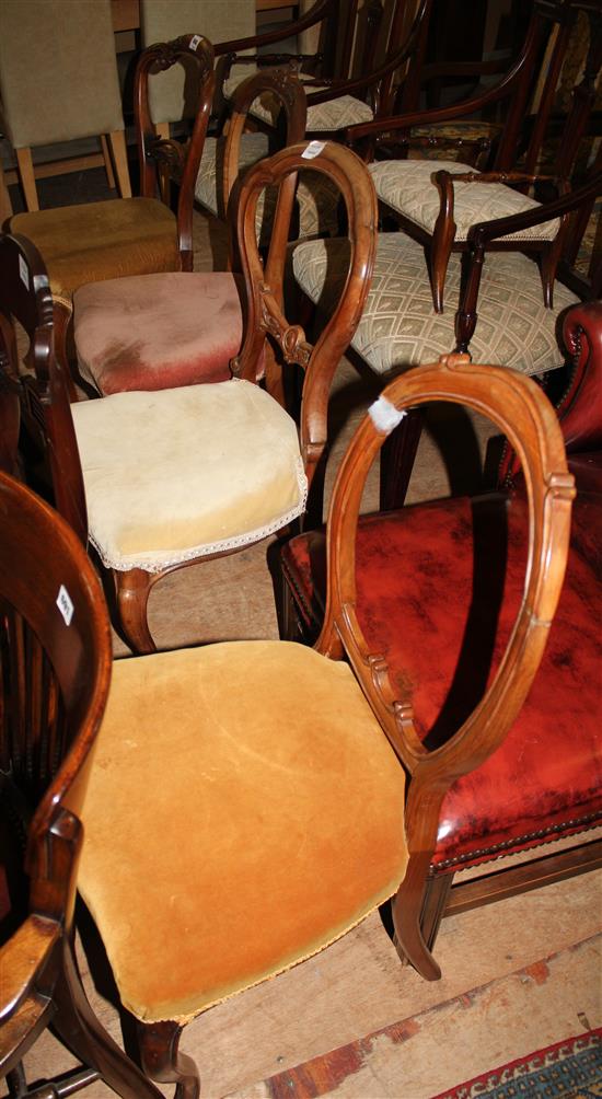 4 Victorian walnut dining chairs, raised on cabriole legs